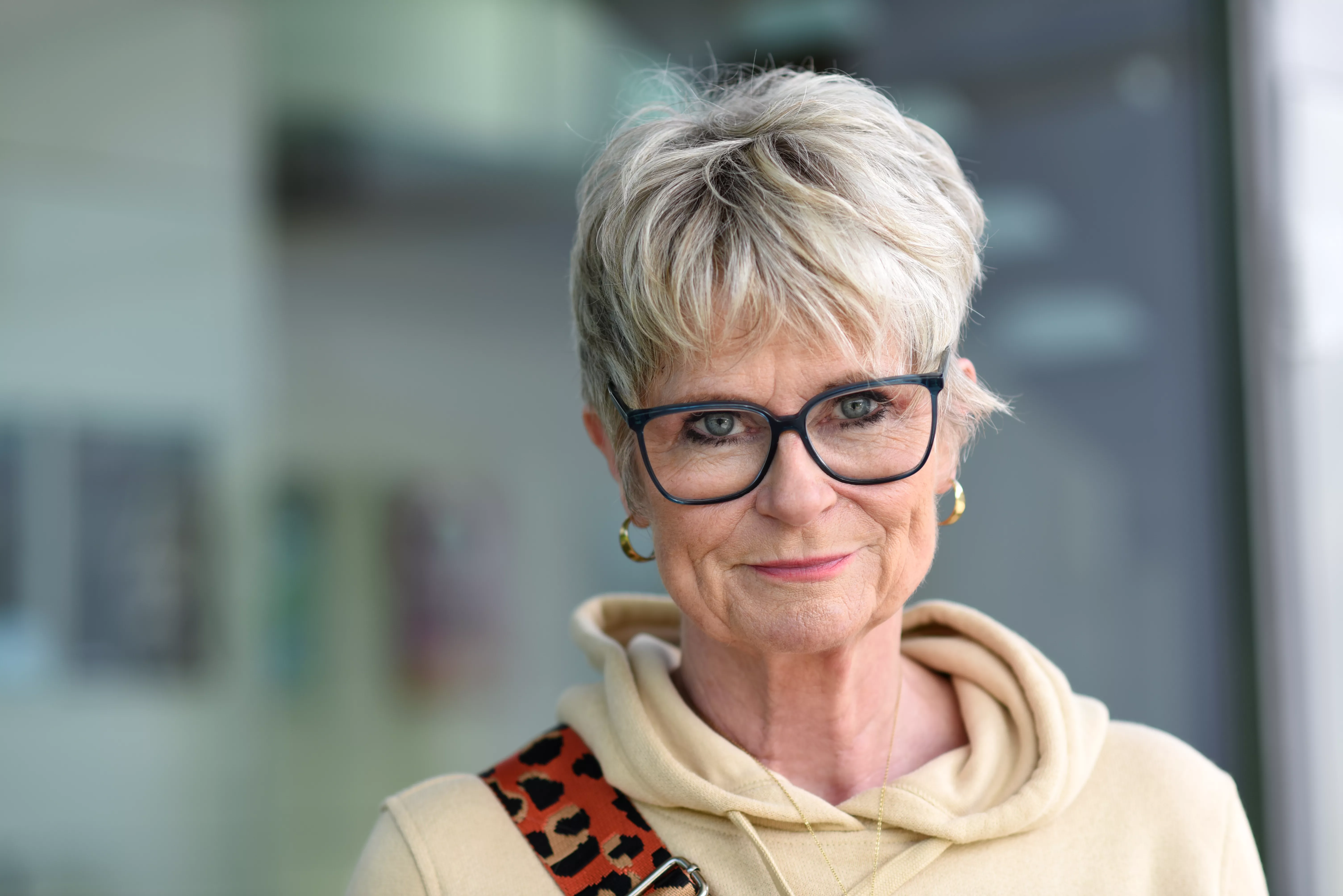 Bettina lächelt dich an Bettina lächelt dich an